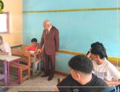 وكيل تعليم الإسماعيلية يتابع انتظام آخر أيام امتحانات الشهادة الإعدادية