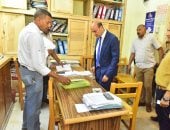 محافظ أسيوط يتفقد المركز التكنولوجى بالفتح لمتابعة ملفى التصالح والتقنين