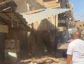 حملة موسعة ببولاق الدكرور لإخلاء شارع همفرس من الإشغالات والتعديات.. صور
