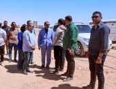 محافظ سوهاج يشهد تنفيذ قرار إزالة تعدٍ على 60 فدان أملاك الدولة بمركز المنشاة