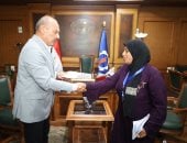 محافظ السويس يستجيب لنداء إنساني ويوجه بإنهاء مشكلة سيدة بصورة عاجلة