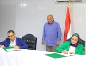 وزير الكهرباء يشهد توقيع عقد المنصة الرقمية بين نقل الكهرباء ونكسوس أنالاتيكا 