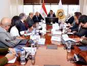 وزير الصناعة: إنشاء مجمعات تكنولوجية بالجامعات المصرية والمراكز البحثية