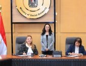وزيرة التضامن: دعم الجمعيات الأهلية فى تمويل المشروعات الصغيرة ومتناهية الصغر