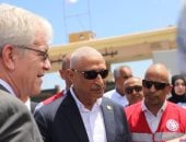 محافظ شمال سيناء والقائم بأعمال السفير الأمريكي يزوران معبر رفح ويشيدان بالدعم المصرى للفلسطينيين