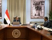 مدبولى يوجه بضرورة إحداث نقلة حضارية بالغردقة والمدن السياحية بالبحر الأحمر