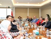 وزيرة الإسكان تتابع الموقف التنفيذي لمحوري اللواء عمر سليمان ومحمد نجيب 