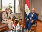 وزير الرى: التعامل بمنتهى الحرص مع المياه الجوفية غير المتجددة والمحدودة بالوادى الجديد