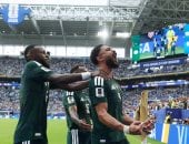 السعودية تكتب التاريخ في كأس العالم.. العمري أول مدافع يهز الشباك للأخضر.. صور 