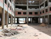 محافظ الوادى الجديد: استكمال إنشاء أكبر مستشفى بالفرافرة