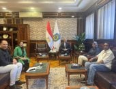 رئيس جامعة دمنهور يستقبل وفدا من الطلاب الوافدين البحرينيين