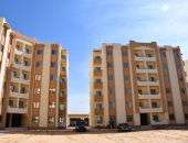 «هنا فرهاش» تعرف على تفاصيل أول مجمع سكنى حرفى فى مصر.. تحت شعار «ورشتك جنب بيتك».. كيف تعيد محافظة البحيرة صياغة مفهوم إسكان الشباب؟.. المجمع يقام على مساحة 14 فدانا باستثمارت 300 مليون جنيه.. ويضم 386 وحدة