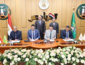 محافظ المنوفية يشهد توقيع بروتوكول تعاون لمواجهة ظاهرة الكلاب الضالة 