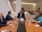 وزير السياحة يلتقي مسئولي مجموعتى Anex Group وWizz Air لبحث التوسع بالسوق المصري