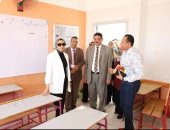 محافظ الوادي الجديد تتفقد جاهزية لجان الثانوية العامة واستراحات المراقبين