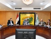 محافظ الفيوم يتابع معدلات الأداء بملف التصالح فى مخالفات البناء