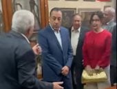 دولاب الملك فاروق وأدوات آثرية.. رئيس الوزراء يتفقد متحف الجمعية الجغرافية المصرية.. فيديو