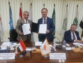 ​وزير البيئة الأسبق لـ"اليوم السابع" تفاصيل مواجهة عطش الشرق الأوسط بالذكاء الاصطناعى.. خالد فهمى: تحالف إقليمى يجمع مصر وقبرص لمواجهة خطر التغير المناخى وندرة المياه.. والدبلوماسية العلمية جبهة لإنقاذ المنطقة
