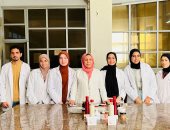 طالبة بجامعة الزقازيق تبتكر مادة تغليف حيوية من البطاطس كبديلا عن البلاستيك.. فيديو