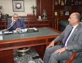 محافظ بنى سويف يهنئ أوائل الشهادة الإعدادية هاتفيا ويشيد بتفوقهم.. فيديو