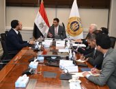 وزارة الصناعة: تركيب محطات طاقة شمسية على أسطح نحو 7000 مصنع بإجمالى قدرة 1000 ميجاوات
