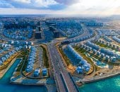 العلمين الجديدة إعجاز مصري تحقق فى سنوات قليلة.. المدينة خرجت من قسوة الماضي إلى الازدهار الحضاري والمستقبل المشرق.. أصبحت عاصمة المصايف وقبلة الاستثمار بعد عقود من الإهمال بسبب حقول الألغام.. صور
