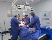 قطار مصر الخير يصل براني ويدخل البسمة لـ 30 أسرة بعمليات جراحية مجانية