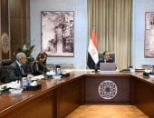 رئيس الوزراء يستعرض موقف تنفيذ عدد من مشروعات الخطة الاستثمارية لمحافظة الجيزة