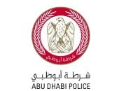 حريق فى سوق السجاد قرب ميناء زايد.. وشرطة أبو ظبي تتعامل مع الحادث 