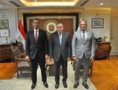وزير التعليم العالي يستقبل محافظ البحر الأحمر لبحث آليات التعاون في مشروعات التنمية