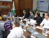محافظ الجيزة يوجه بحصر المحال المخالفة بحى جنوب وتيسير إصدار التراخيص 