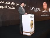 خالد هاشم: دور القطاع الصناعى يمتد لتنمية المجتمعات وتطوير المهارات