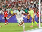 التعادل الإيجابي يحسم مباراة الجزائر والنمسا ويتأهلان لدور الـ32 بكأس العالم