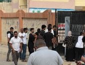 طلاب الثانوية العامة بشمال سيناء يؤدون امتحان اللغة العربية