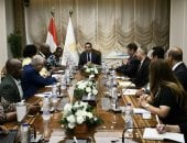 وزير الرياضة يجتمع بممثلى مفوضية الاتحاد الأفريقى لبحث ترتيبات الاستضافة