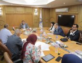 محافظ قنا يوجه بسرعة الاستجابة لشكاوى المواطنين خلال اليوم المفتوح
