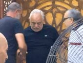أشرف زكى وأحمد صفوت يقدمان واجب العزاء فى المنتج غزال الشال بالحامدية الشاذلية