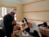بدء لجنة مادة التفسير بامتحان القسم العلمى للشهادة الثانوية الأزهرية