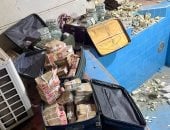 العراق يضبط 11 مليون دولار و4 مليارات دينار مع مسئول في وزارة النفط.. صور