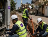 المصرية للاتصالات: توصيل الألياف الضوئية لـ5 مليون خط فى 1250 قرية ضمن "حياة كريمة" 