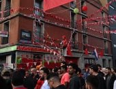 احتفالات المغرب تشعل شوارع هولندا والشرطة تعتقل 4 أشخاص.. صور