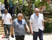 الخطيب ومجلس الأهلى يشاركون فى صلاة الجنازة على والدة طارق قنديل
