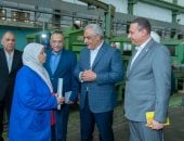 وزير الدولة للإنتاج الحربي يتفقد شركة حلوان للصناعات الهندسية