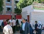 مدير تعليم أسيوط يتفقد محيط لجان امتحانات الثانوية العامة بمركز صدفا