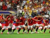 منتخب مصر بالقميص الأحمر والأرجنتين بالزى التقليدى فى دور ال16 بكأس العالم