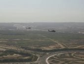 مشاهد مهيبة.. هليكوبتر وموكب رئاسي خلال وصول الرئيس مقر القيادة الاستراتيجية