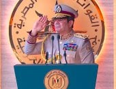 الرئيس السيسى يطلب سلام الشهيد قبيل كلمته بافتتاح مقر القيادة الاستراتيجية