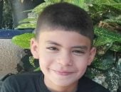 الطفل الفلسطيني حسين نضال يخوض معركة من أجل الحياة بين اللوكيميا والحرب في ظل تعطل التحويلات الطبية.. والدته الطبيبة عاجزة أمام أوجاعه وسط نقص الأدوية وانهيار المستشفيات.. ووالده: حالته تتطلب العلاج بشكل عاجل