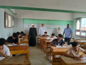 هدوء والتزام داخل لجان الثانوية الأزهرية بالإسماعيلية أثناء امتحان البلاغة
