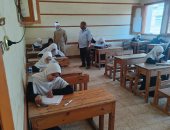 رئيس منطقة سوهاج الأزهرية يتفقد لجان امتحانات الثانوية بمركز جرجا
